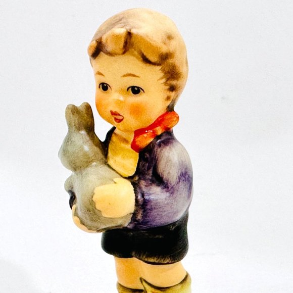 Goebel Hummel 2049/B "My Best Friend" Boy w/Rabbit TMK-7 - Picture 2 of 10